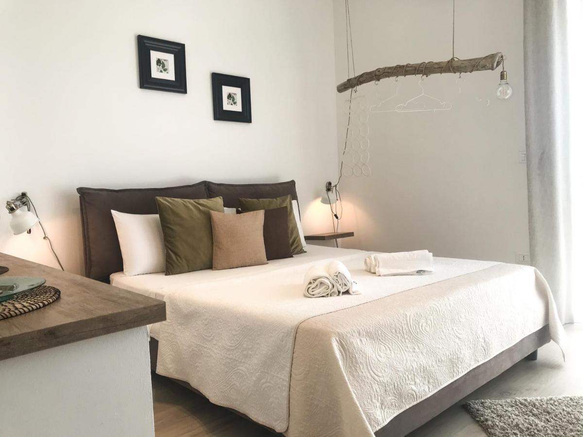 Viatorem Suites Torre dell'Orso Eksteriør billede